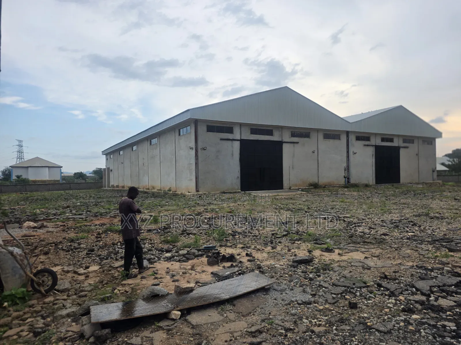 Warehouse Measuring 5,000 SQM by Tarred Road in Kuje