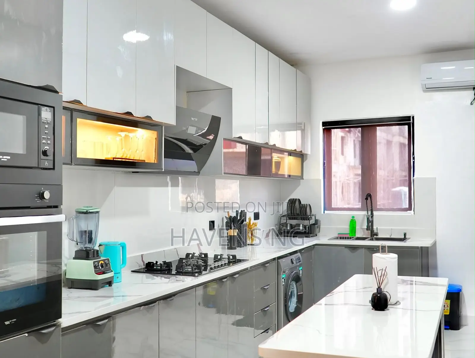 Shortlet | New Luxury Spacious 2-Bedroom Apartment in Lekki Phase 1