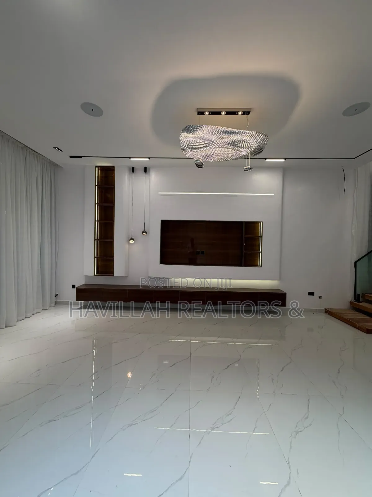 5bdrm Duplex in Vgc , Lekki, Lagos, Chevron for sale in Chevron
