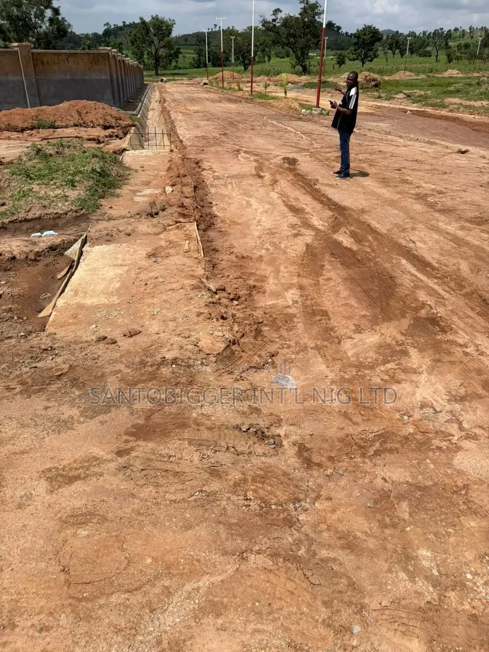 5 Bedrooms Duplex With Pent Floor in Ketti