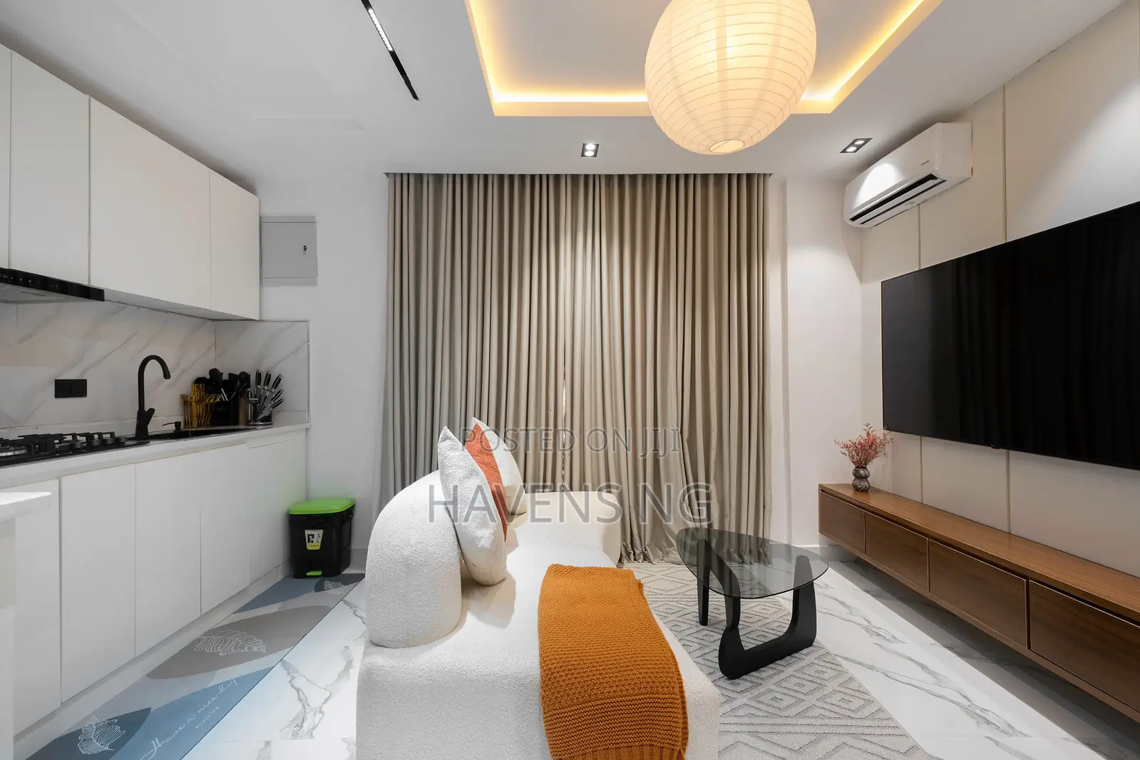 Shortlet | Luxurious 1-Bedroom Apartment in Lekki Phase 1