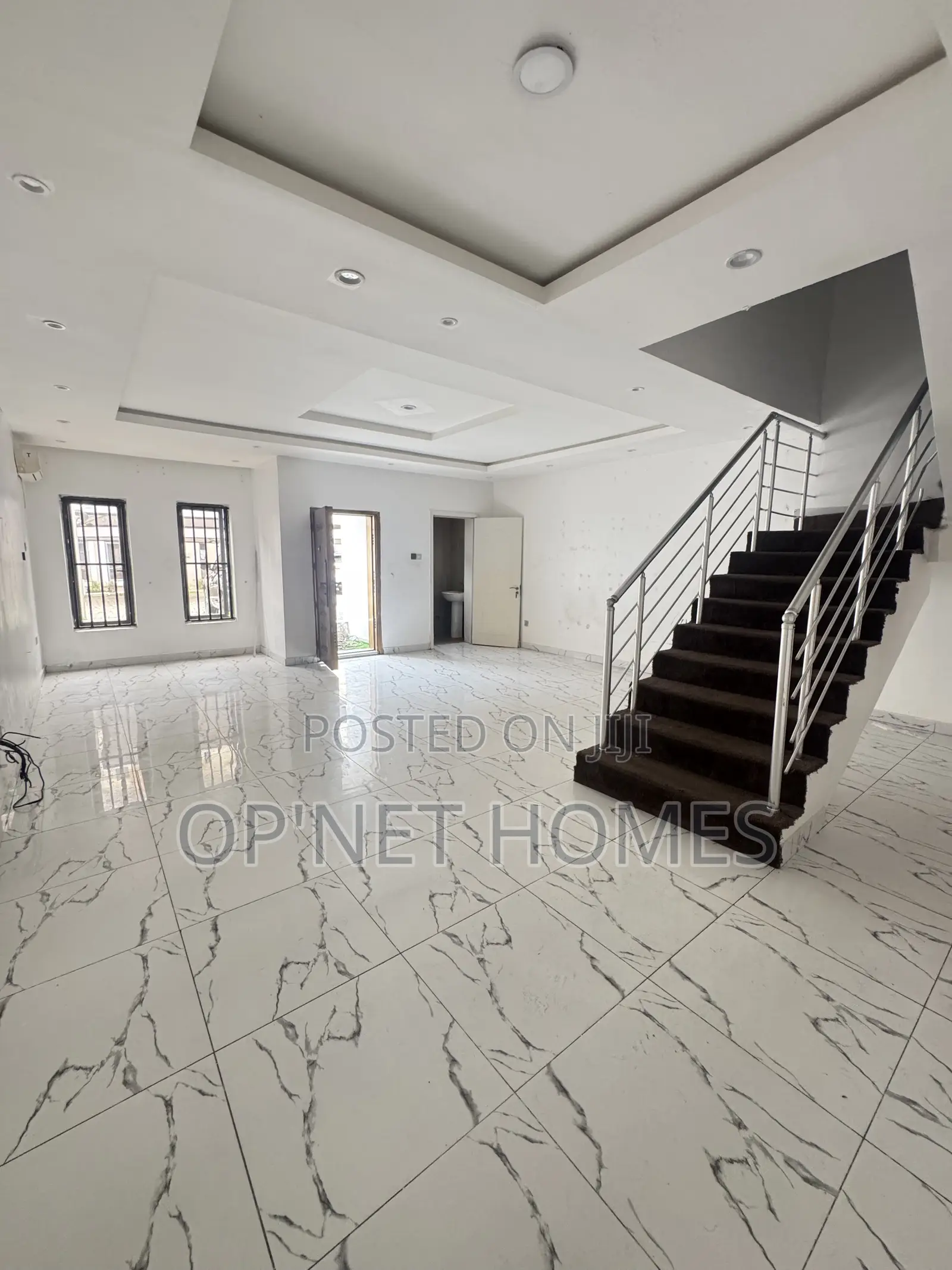 4bdrm Duplex in Lekki for sale in Lekki
