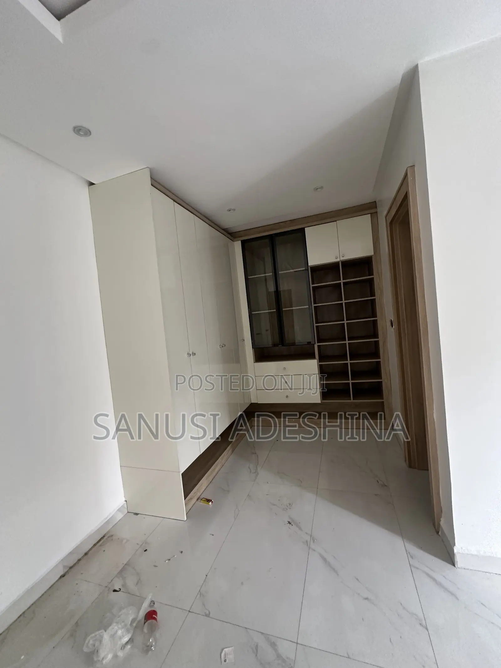 4bdrm Duplex in Lugbe Fct Abuja for sale in Lugbe District