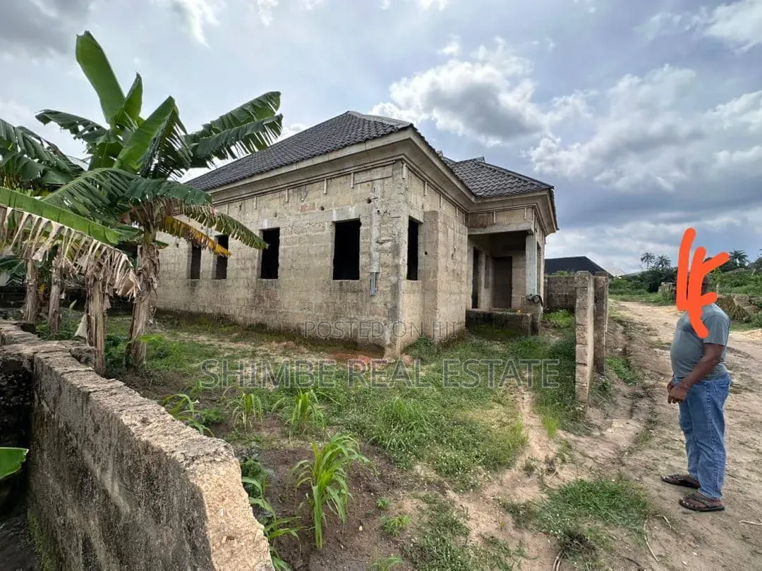 4bdrm Bungalow in Uyo for sale in Uyo