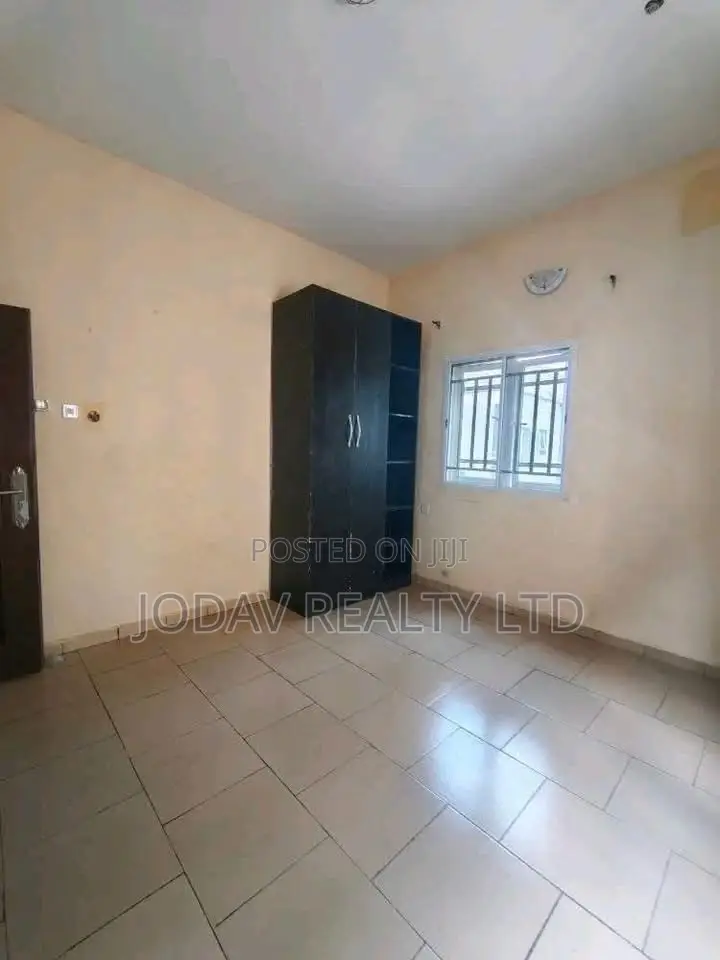 2bdrm Block of Flats in Rumuodara Eneka Road for rent in Rumuodara