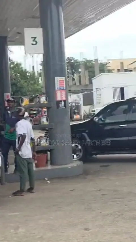 Petrol Station With a Plaza for Sale in Garki