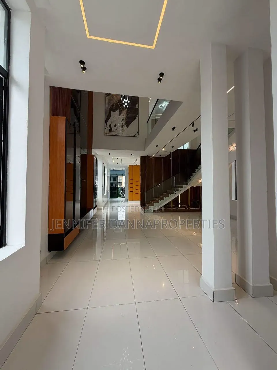5bdrm Duplex in Ado / Ajah for sale in Ado / Ajah
