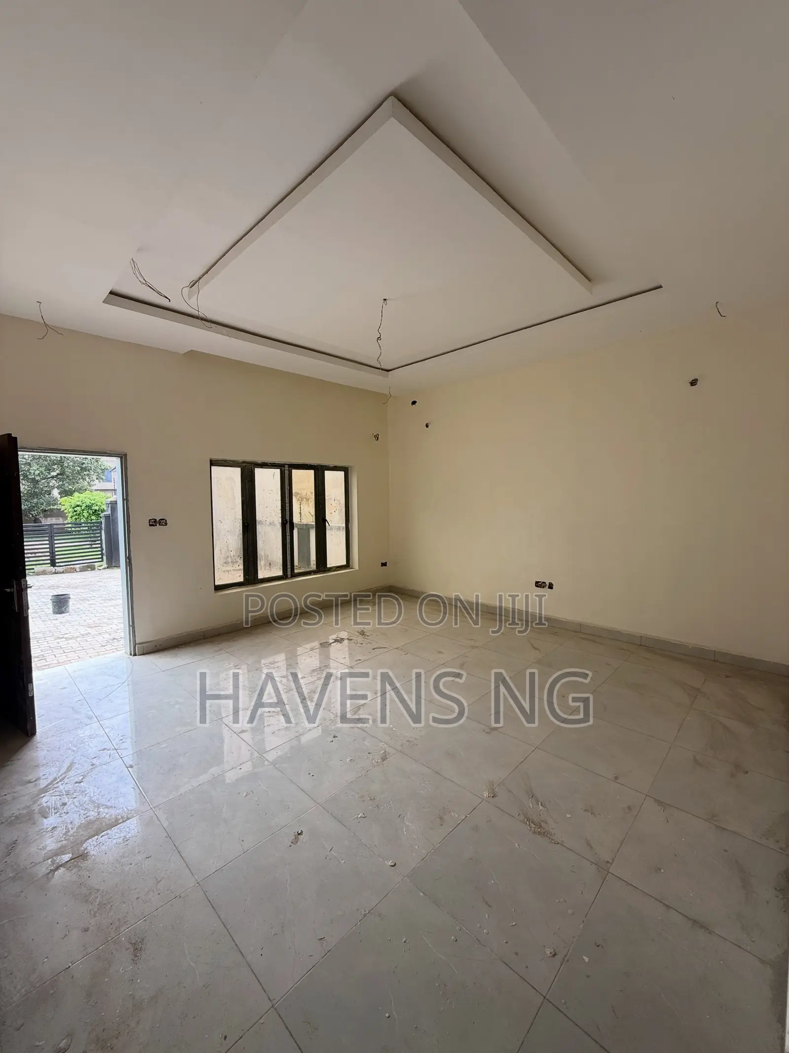 4bdrm Duplex in Life Camp for sale in Life Camp