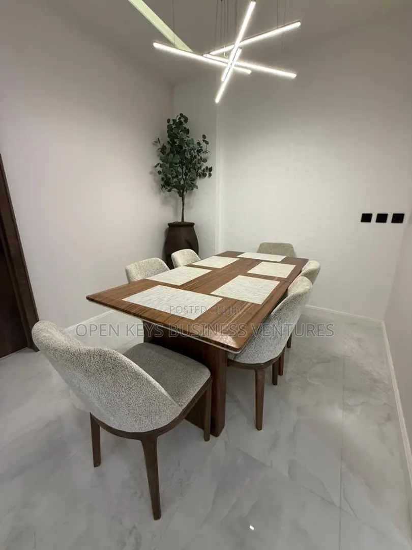 Furnished 3bdrm Apartment in Osborne for sale in Osborne Foreshore Estate