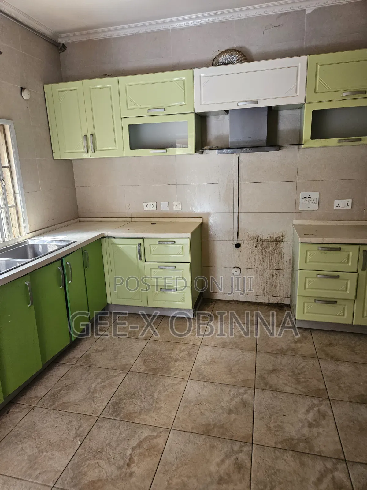 3bdrm Block of Flats in Wuye for rent in Wuye