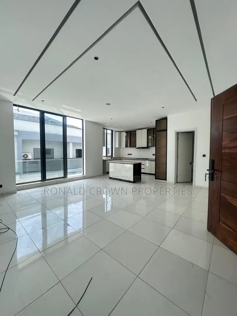 2bdrm Apartment in Victoria Island for sale in Victoria Island