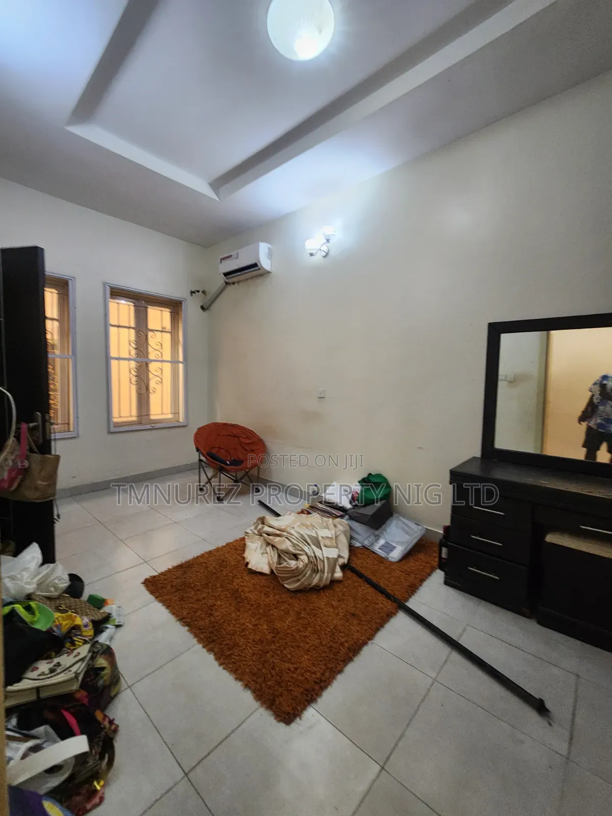 4bdrm Duplex in Chevron for rent in Chevron