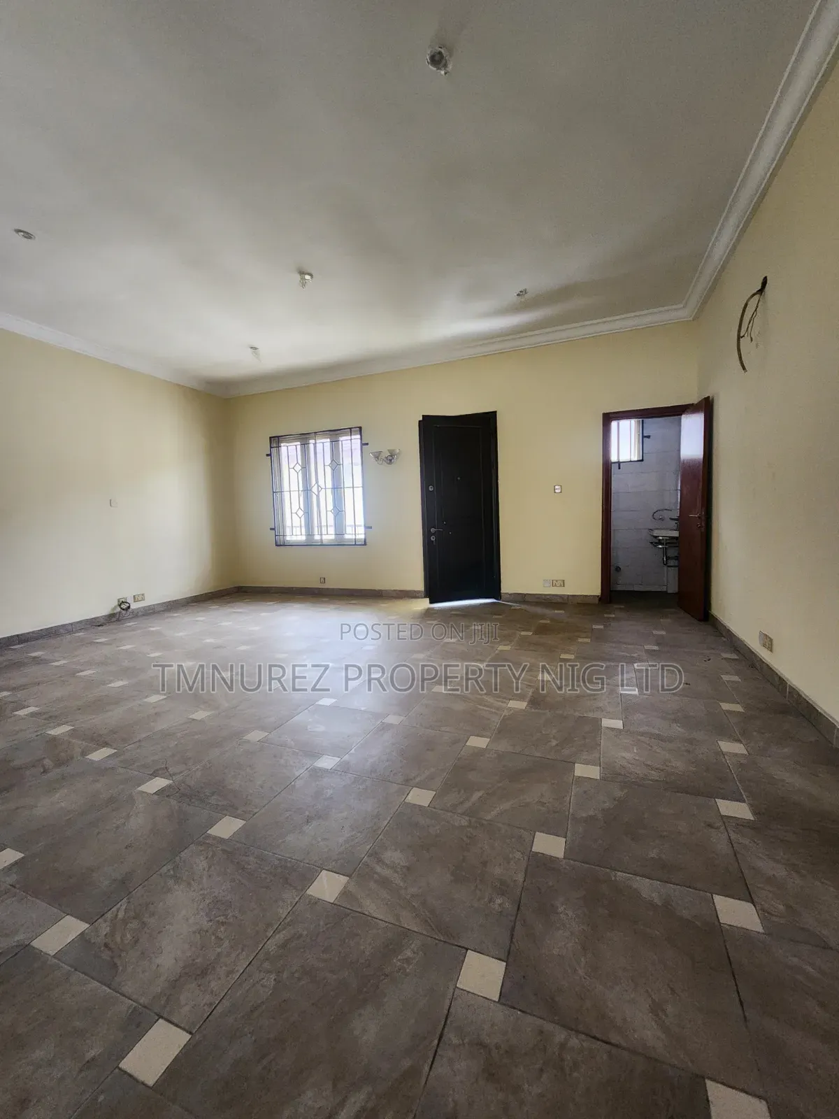 3bdrm Apartment in Chevron for rent in Chevron