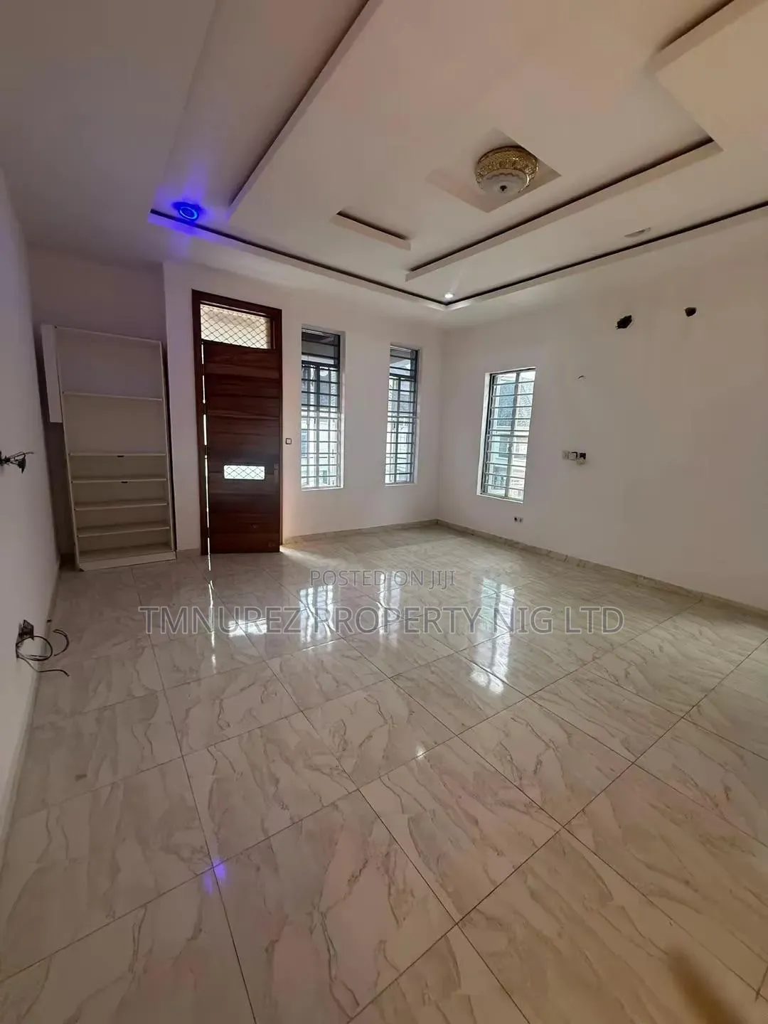 Studio Apartment in Chevron for rent in Chevron