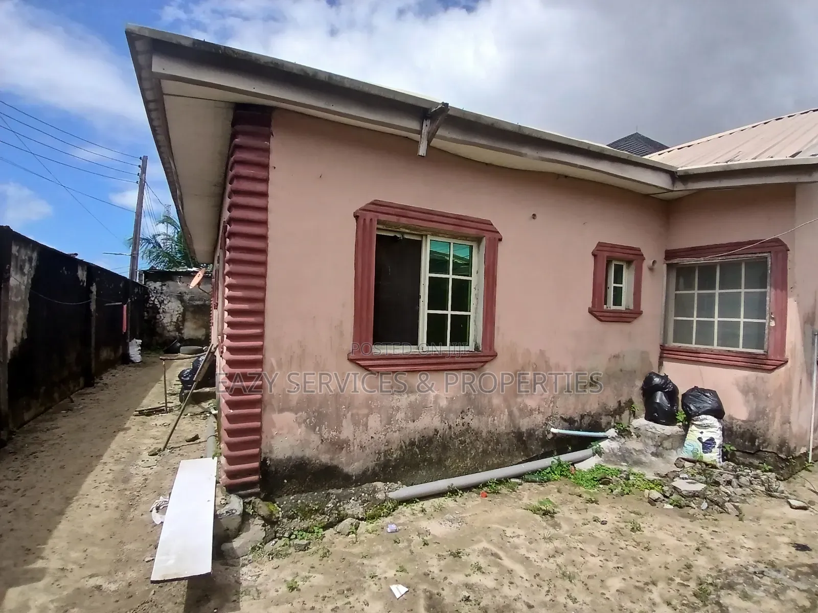 4bdrm Bungalow in Idowu Estate, Ado / Ajah for sale in Ado / Ajah