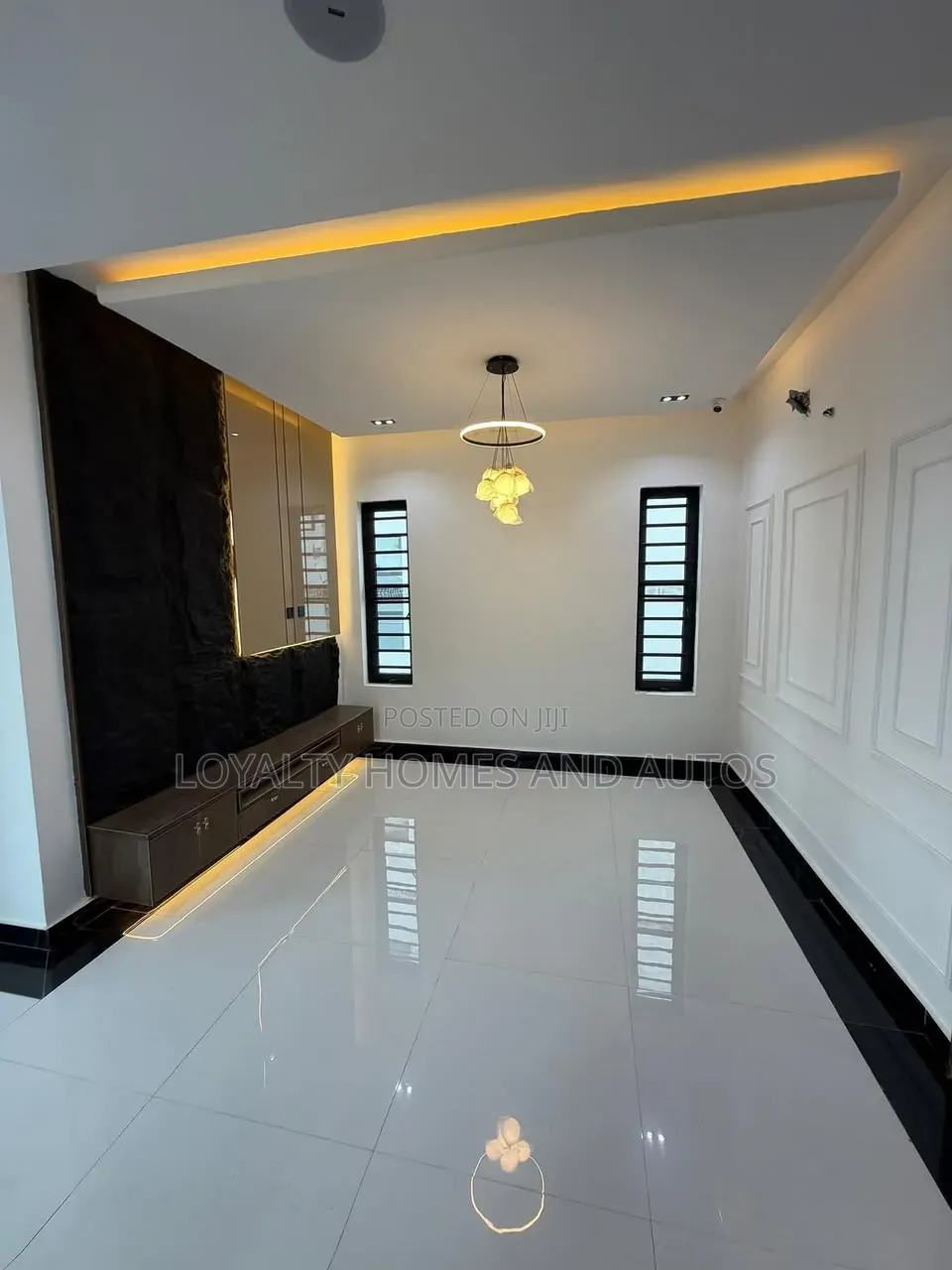 3bdrm House in Mojisola Onikoyi, Banana Island for sale in Banana Island