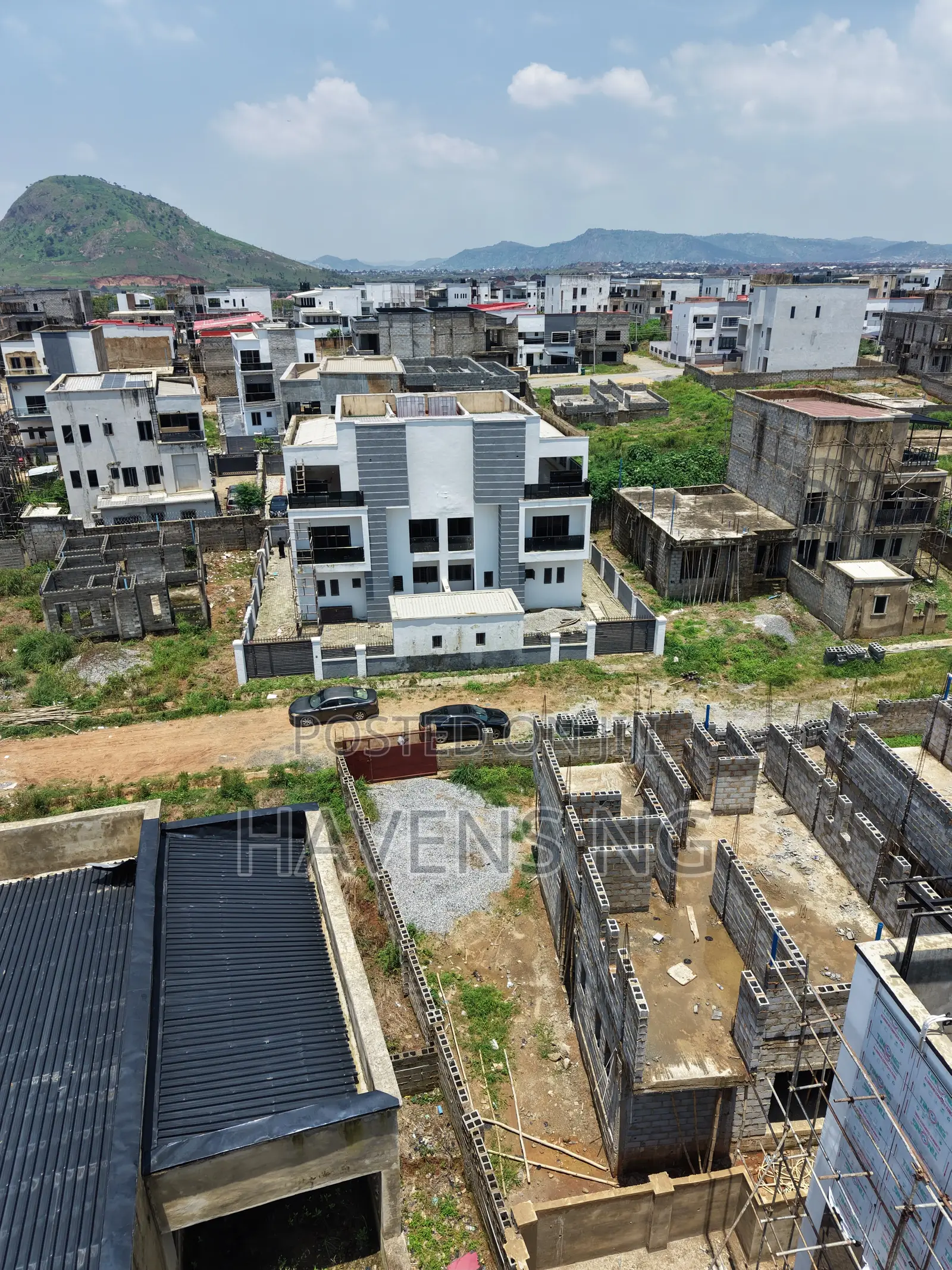 4bdrm Duplex in Life Camp for sale in Life Camp
