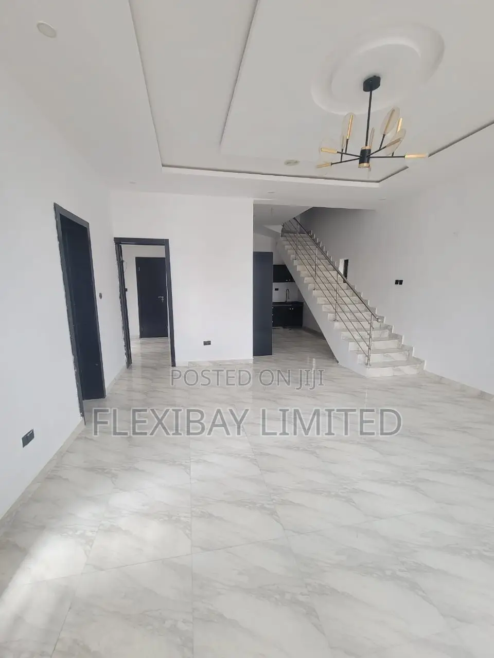 4bdrm Duplex in Chevron for rent in Chevron