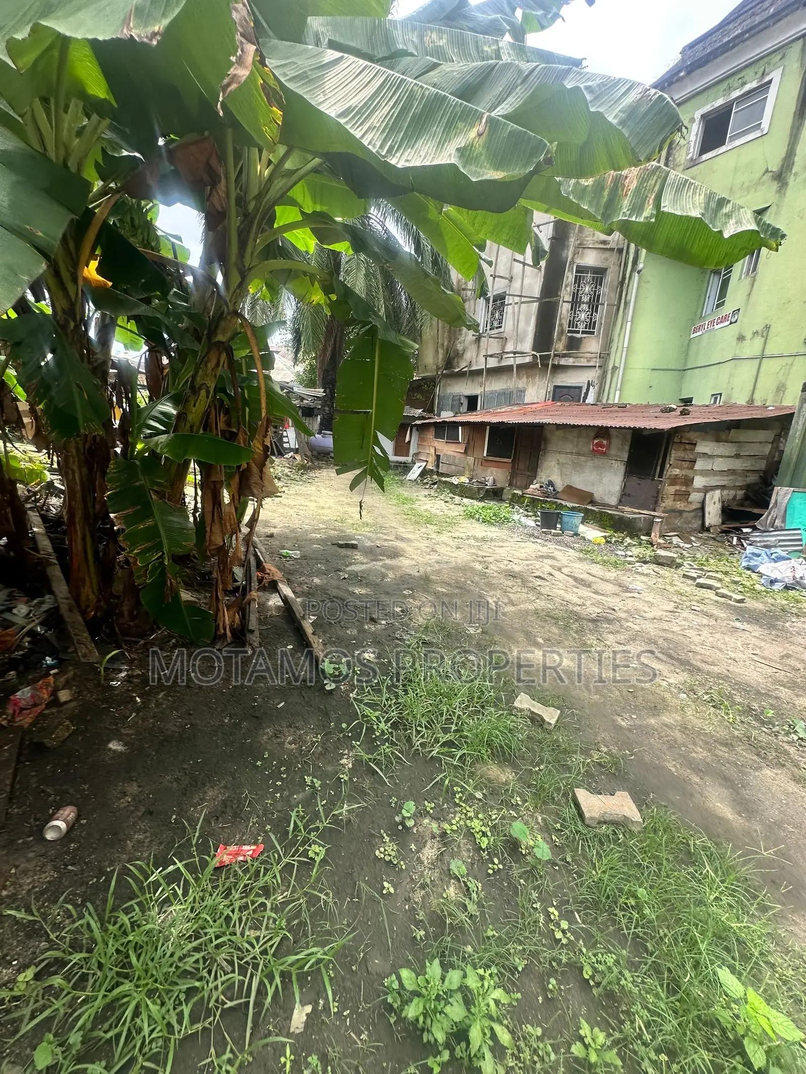 2bdrm Block of Flats in Along The Road, Obio-Akpor for sale in Obio-Akpor