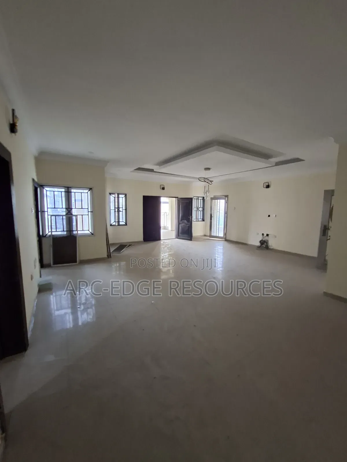 6bdrm Duplex in Ago Palace for sale in Ago Palace