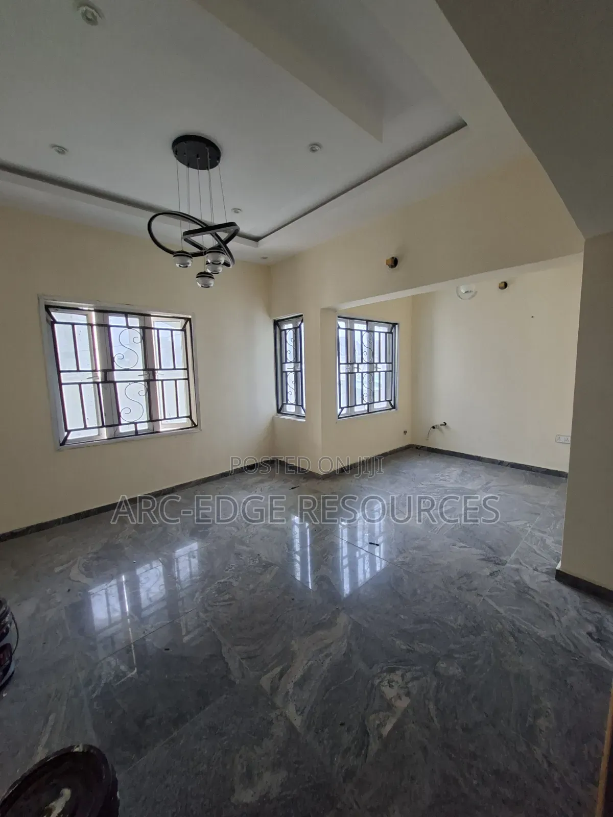 6bdrm Duplex in Ago Palace for sale in Ago Palace