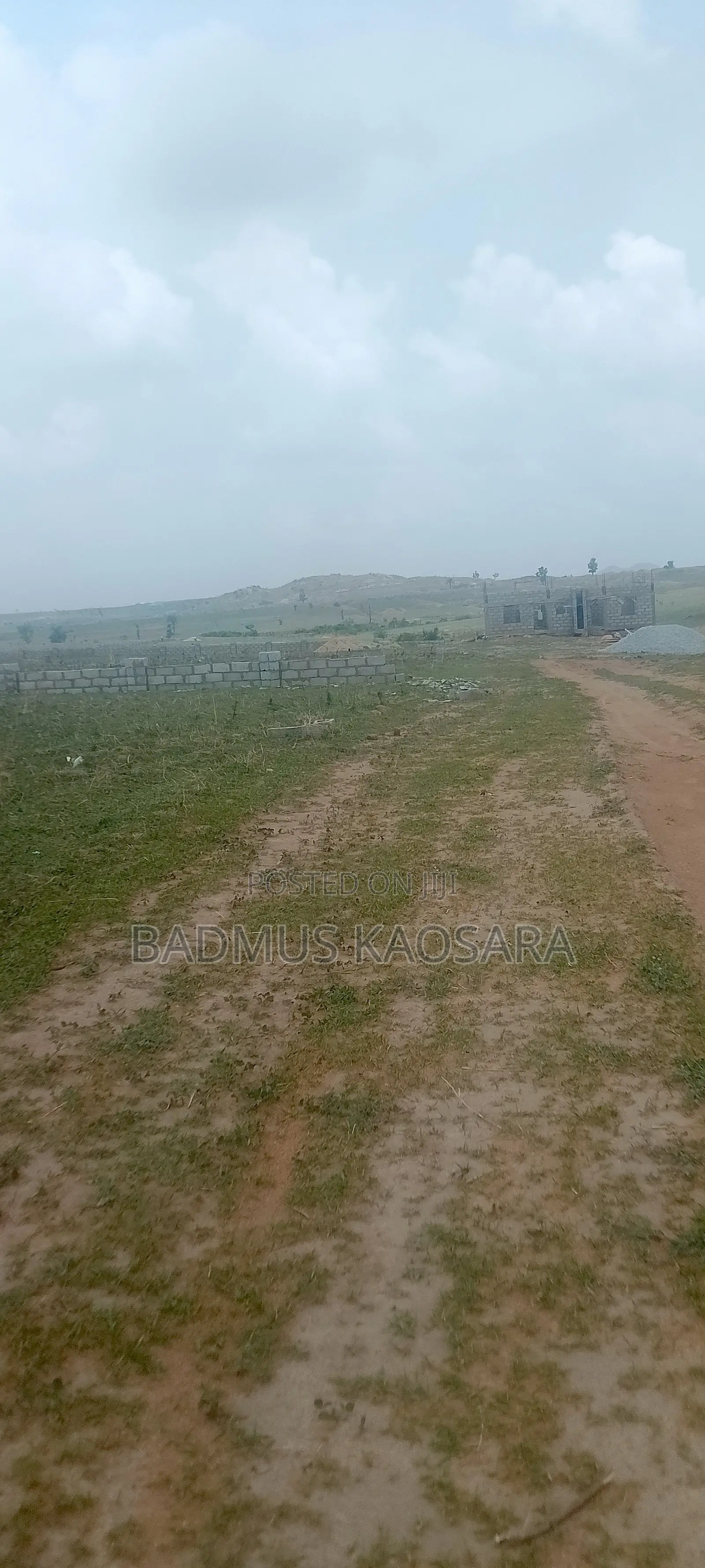 500SQM Estate Land Ideal for 5 Bedroom Detached Duplex With R of O in Idu