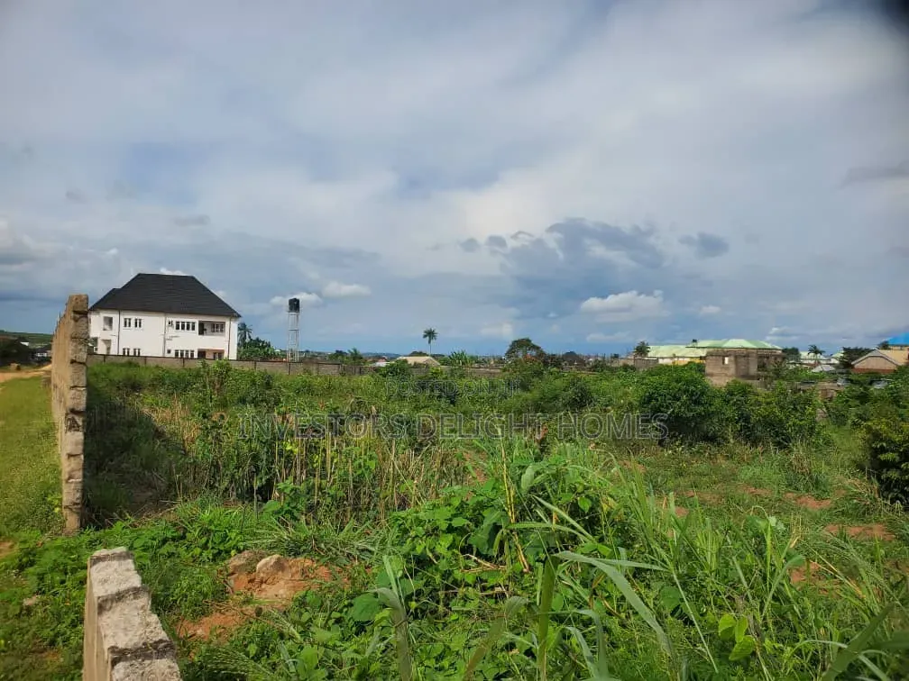 Commercial Land for Sale in Oshimili North