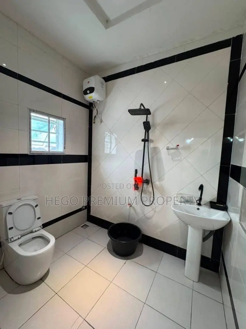 2bdrm Apartment in ๐ Cedarwood Estate,, Obio-Akpor for sale in Obio-Akpor
