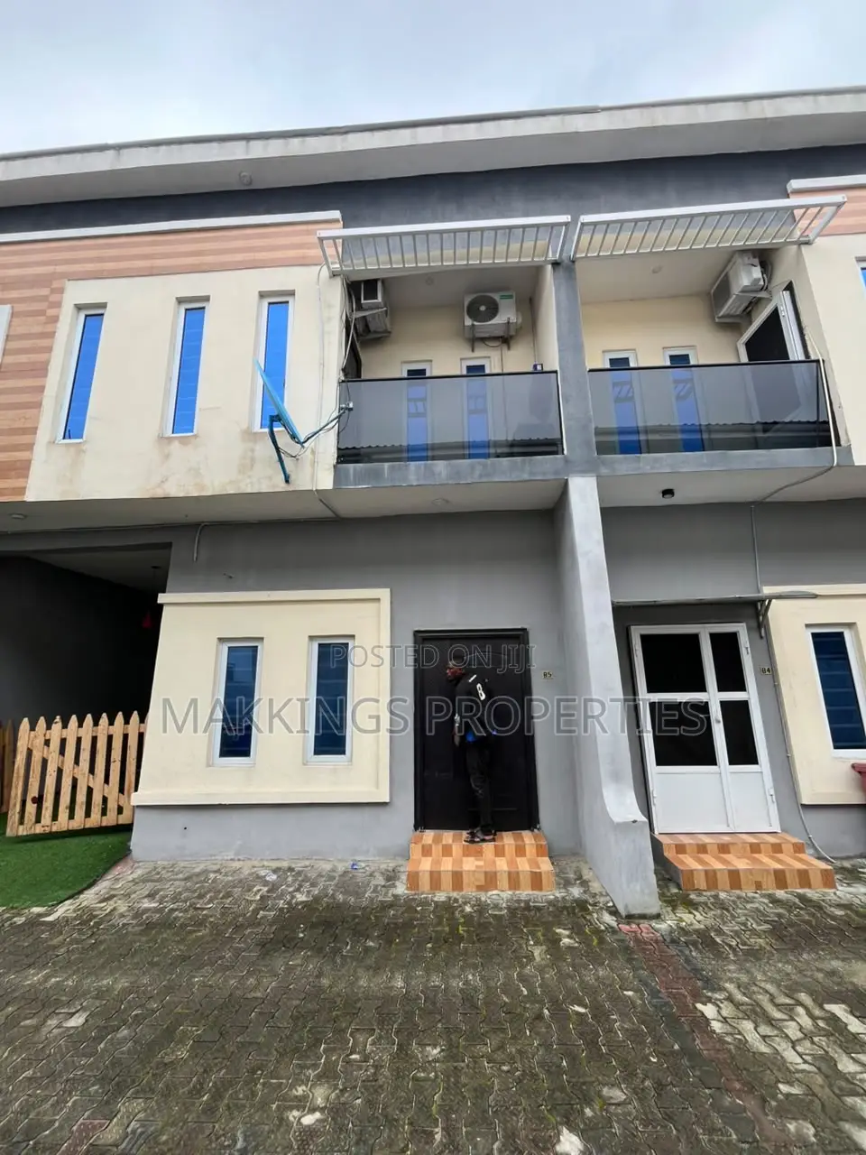 4bdrm Duplex in Thomas Estate for rent in Thomas Estate