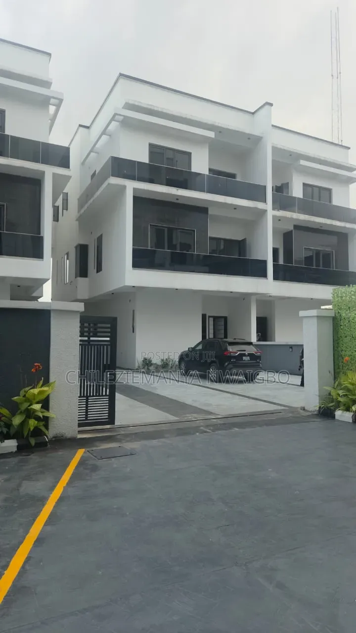 5bdrm Duplex in Ikeja GRA for sale in Ikeja GRA