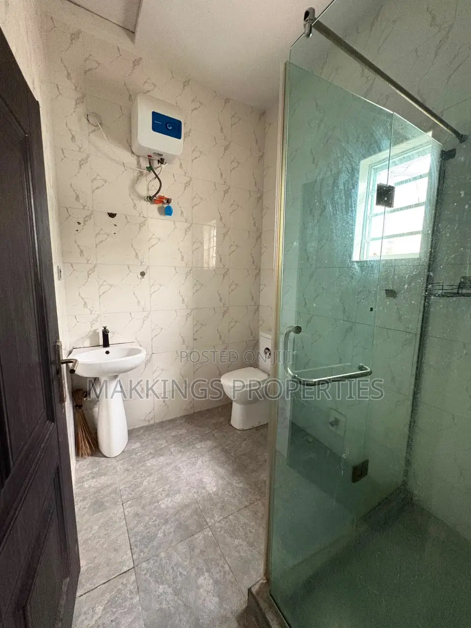 4bdrm Duplex in Thomas Estate for rent in Thomas Estate