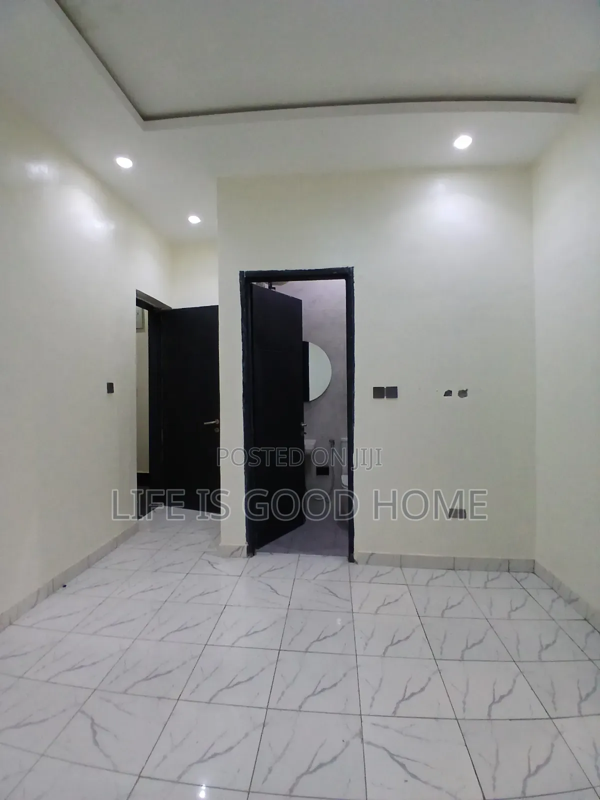 1bdrm Shared Apartment in Creek  Villa Estate, Chevron for rent in Chevron