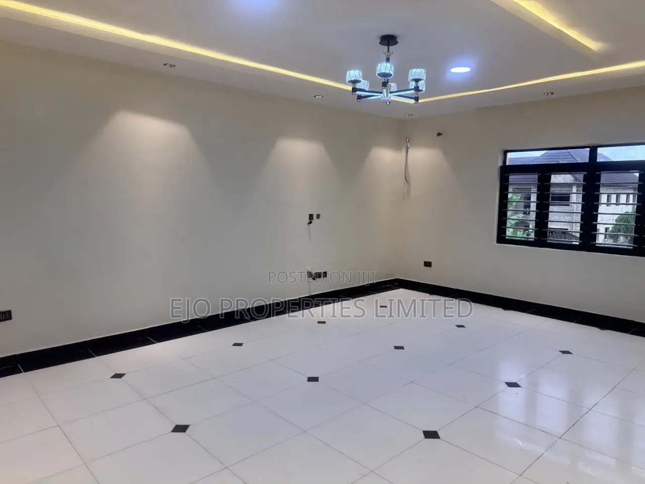 3bdrm Apartment in Lekki Phase 2 for rent in Lekki Phase 2