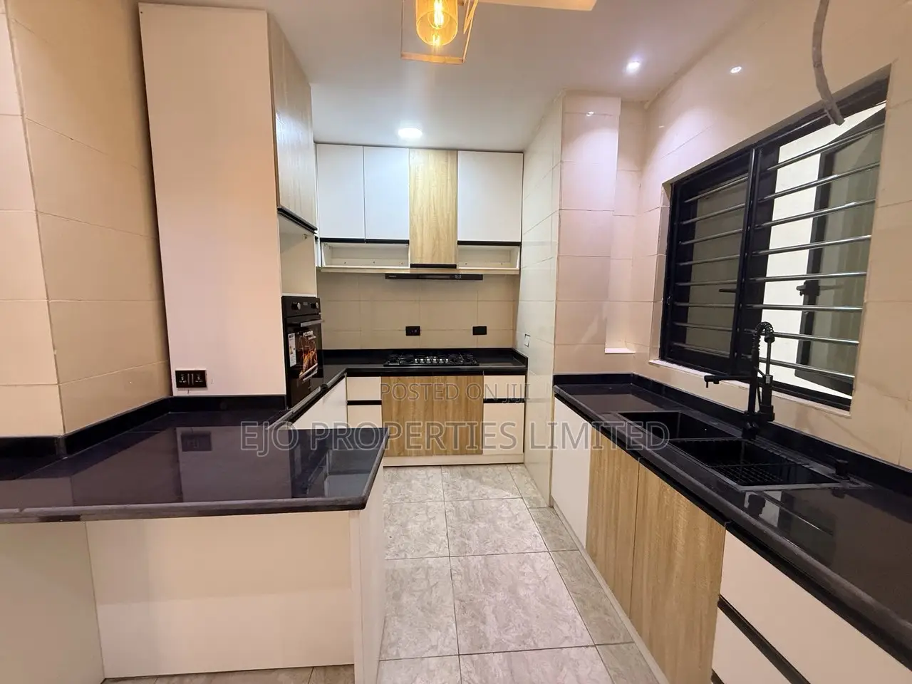 3bdrm Apartment in Lekki Phase 2 for rent in Lekki Phase 2