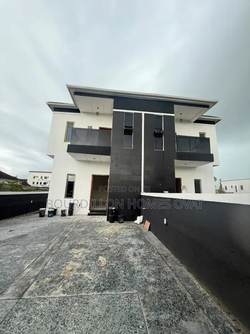 4bdrm Duplex in Ikota Lekki Lagos for sale in Ikota