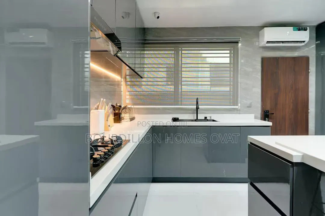 Furnished 4bdrm Apartment in Ikate Lekki Lagos for sale in Ikate