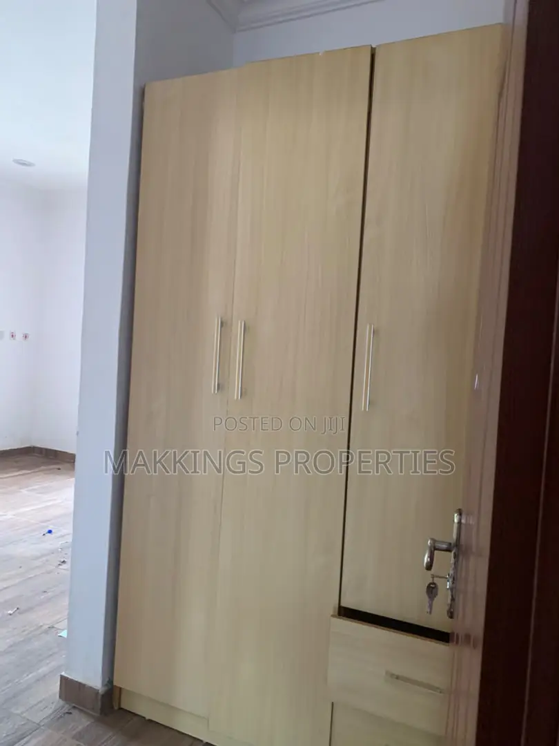 2bdrm Apartment in Agungi for rent in Agungi