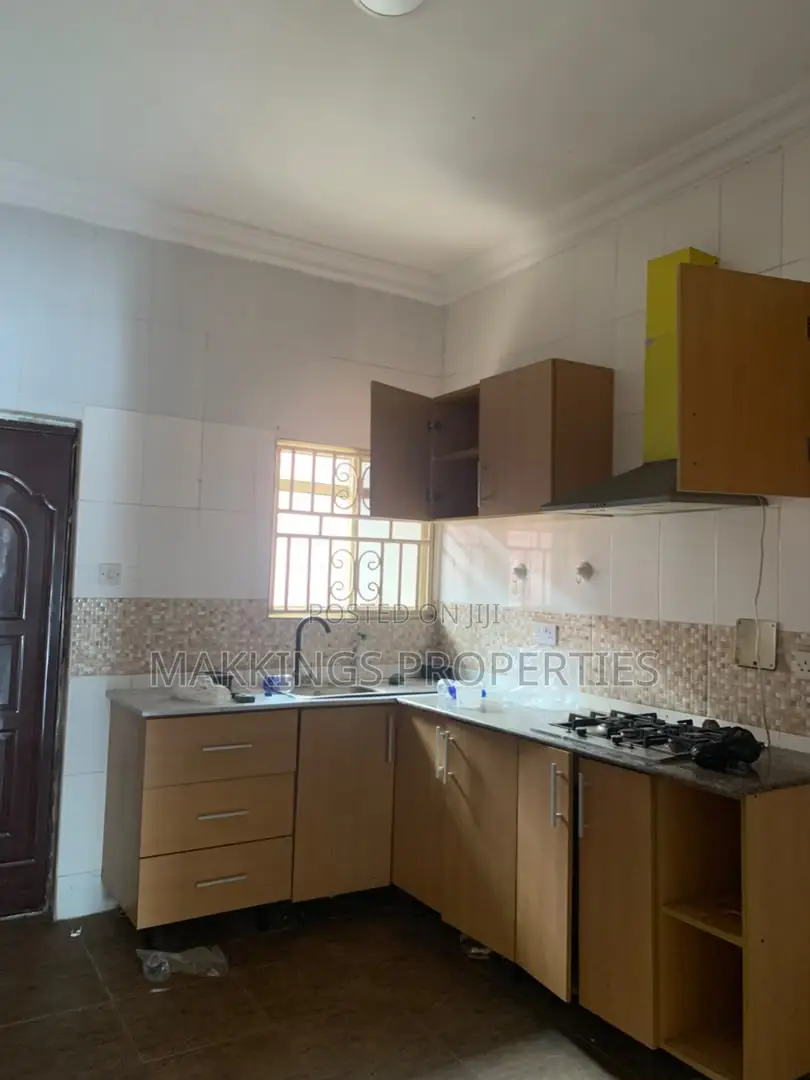 2bdrm Apartment in Agungi for rent in Agungi