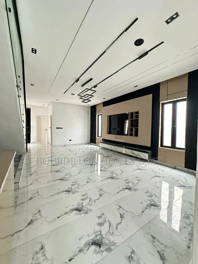 5bdrm Duplex in Ikota Lekki Lagos for sale in Ikota