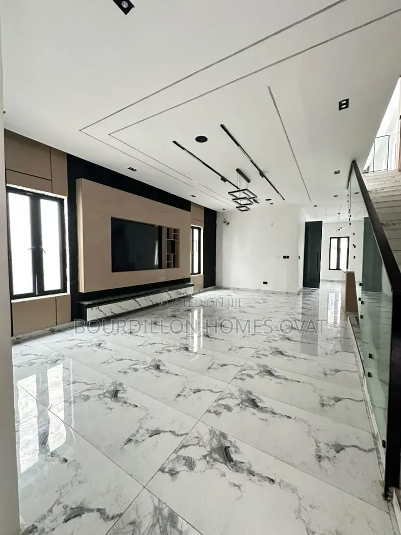 5bdrm Duplex in Ikota Lekki Lagos for sale in Ikota