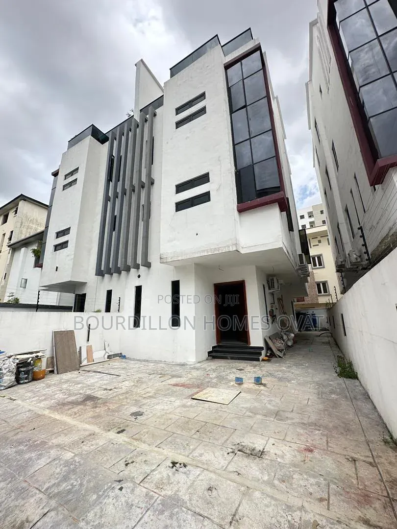 4bdrm Duplex in Old Ikoyi Lagos for sale in Old Ikoyi