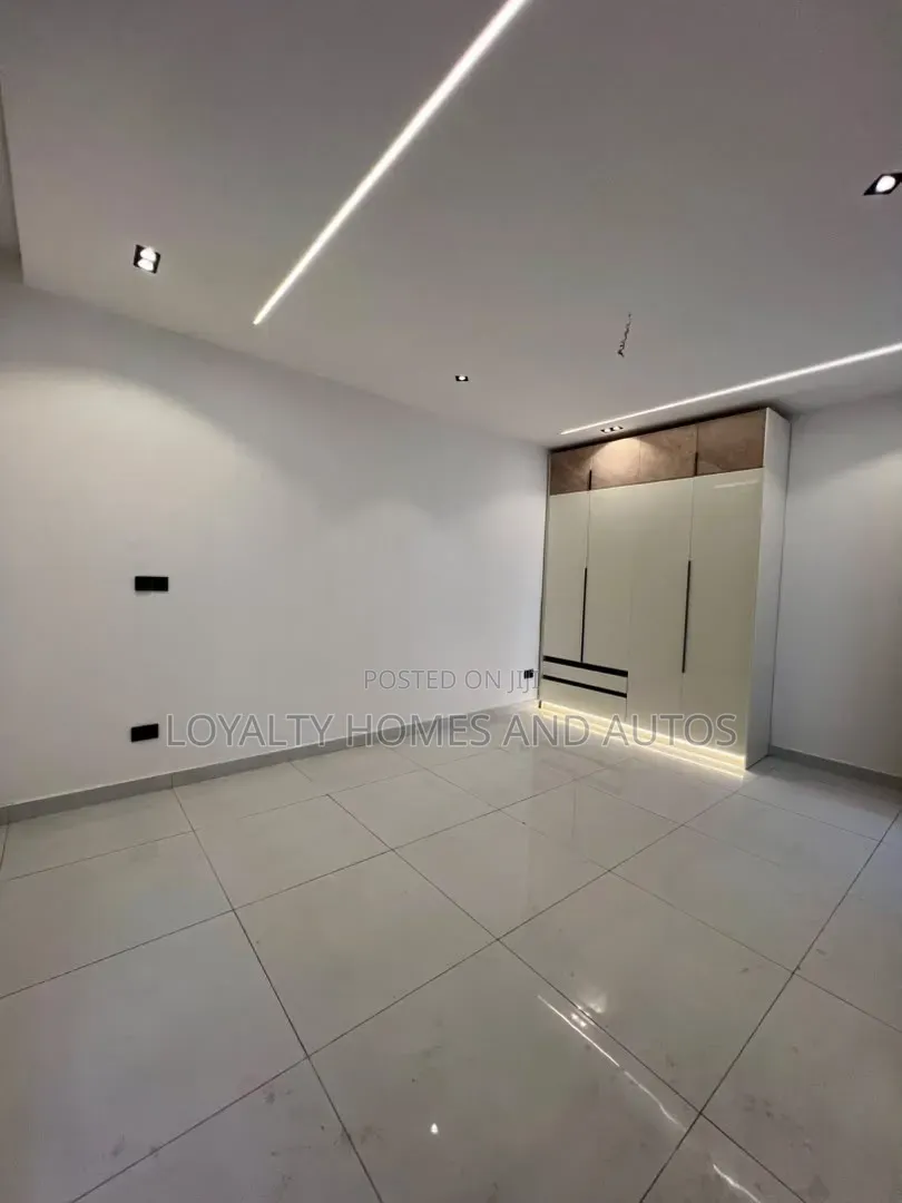 3bdrm House in Ketu-Ikosi for sale in Ketu-Ikosi