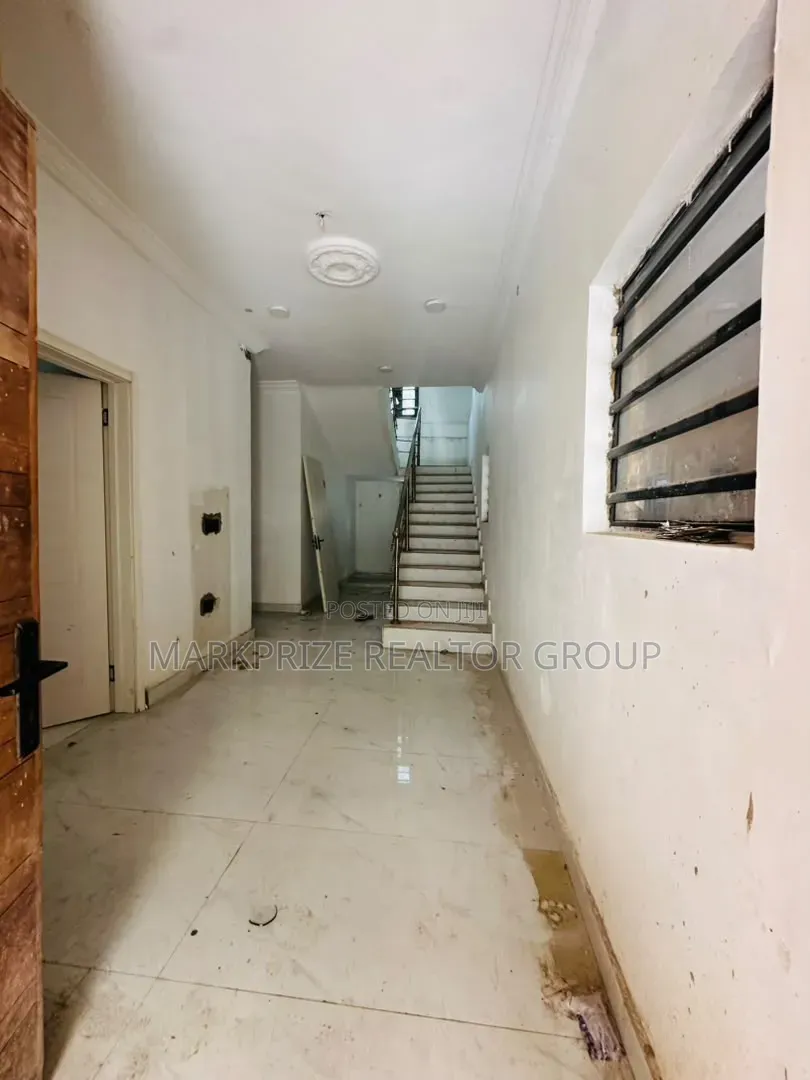 4bdrm Duplex in Ogudu Gra Phase 1 for sale in Ogudu GRA