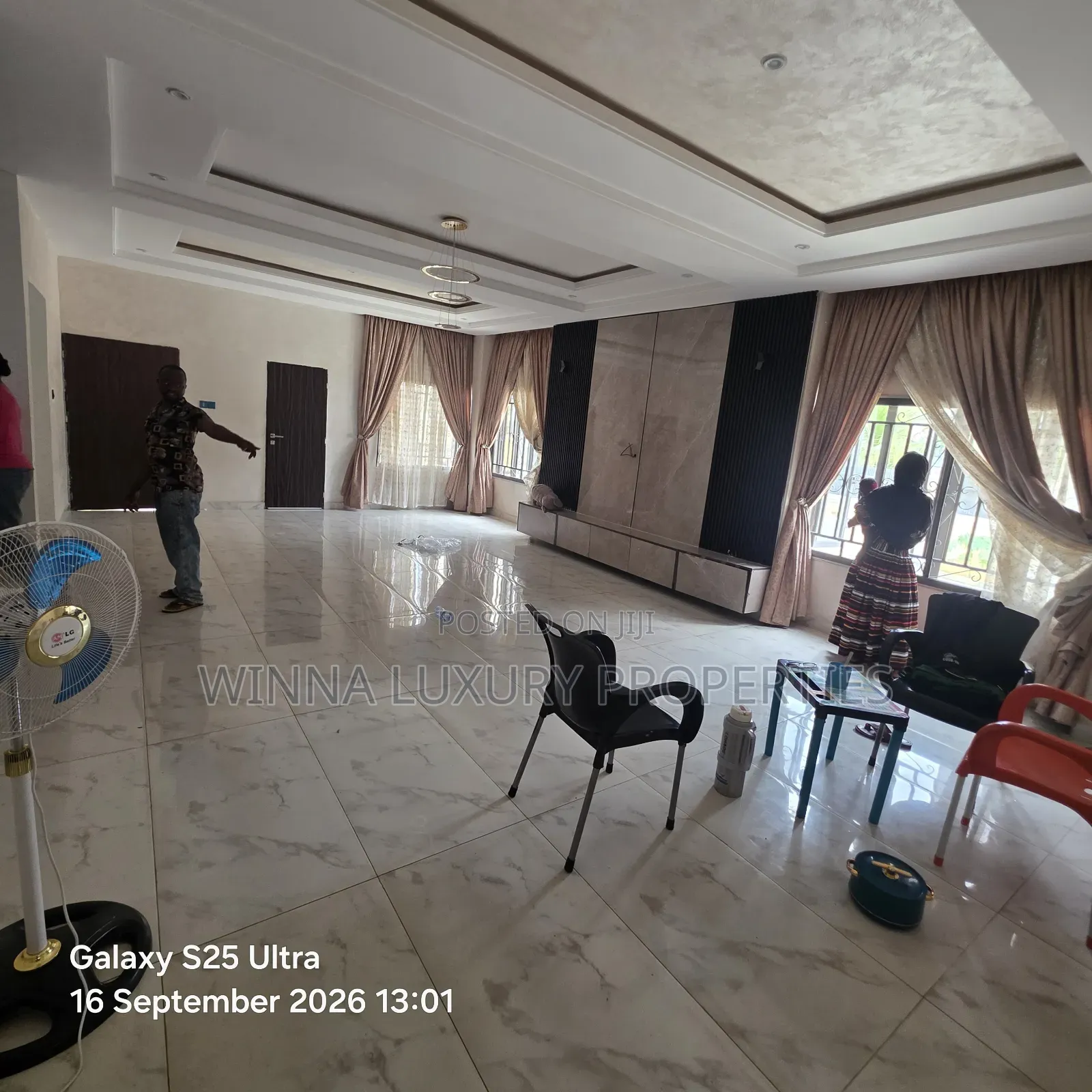 4bdrm Duplex in Von Axis, Lugbe District for rent in Lugbe District