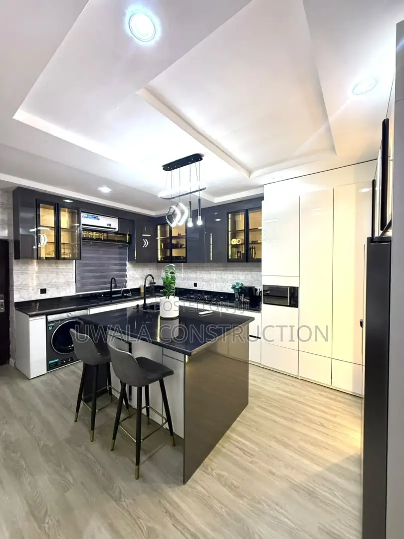 Spacious 4-Bedroom Apartment in Guzape District