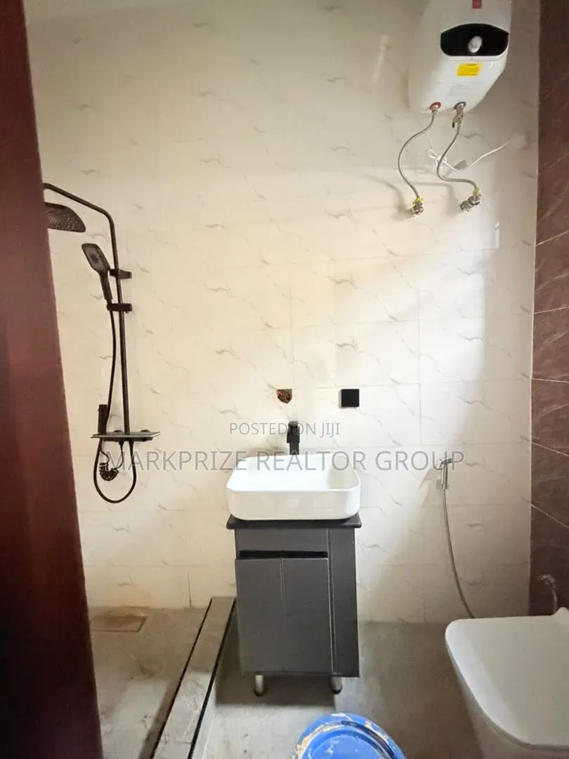 4bdrm Duplex in Magodo Gra Phase 1 for sale in GRA Phase 1