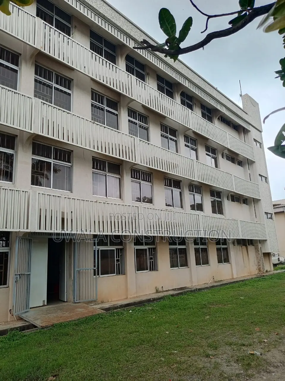 Office Space Apartment in Jabi