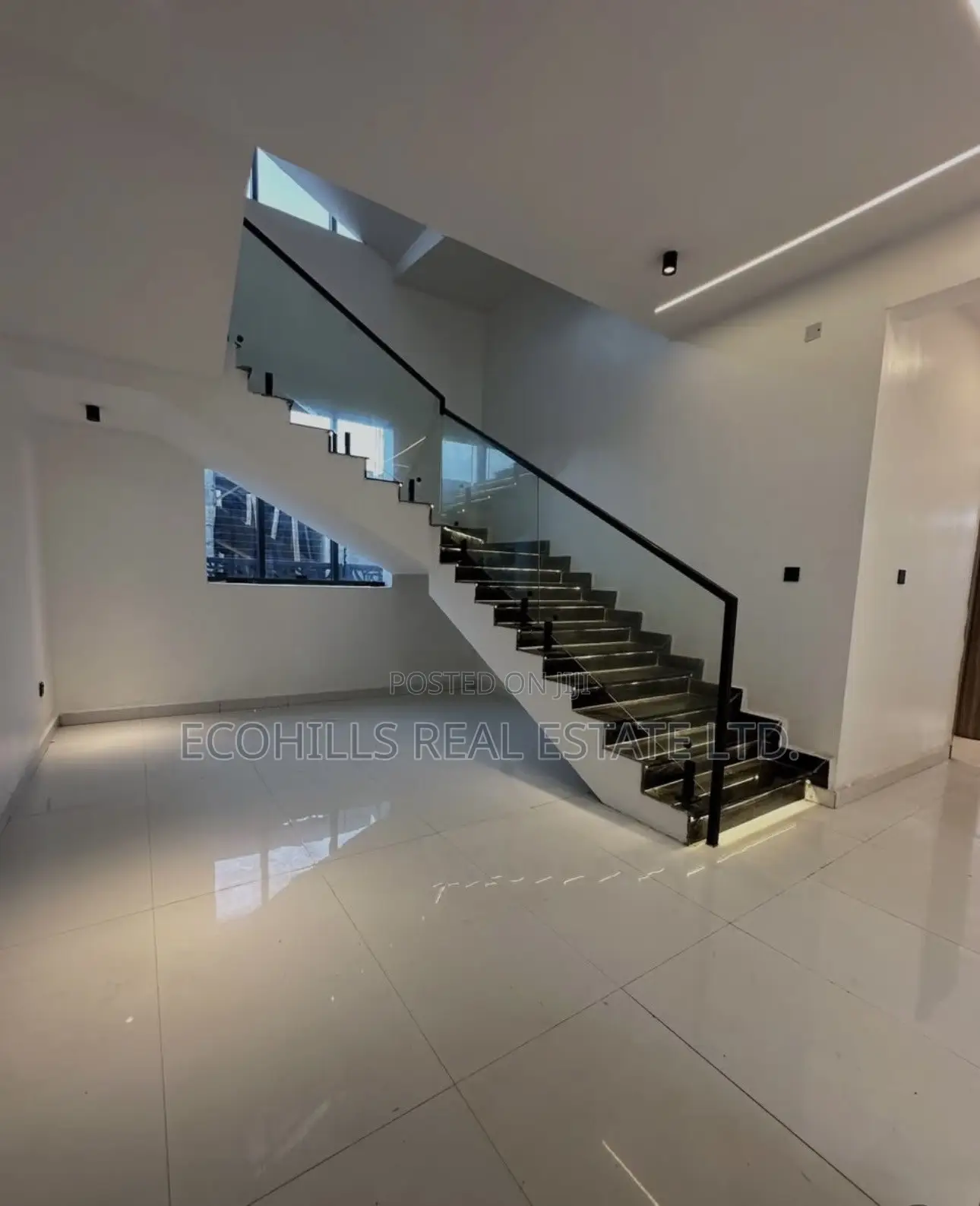 5bdrm Duplex in Gwarinpa for sale in Gwarinpa