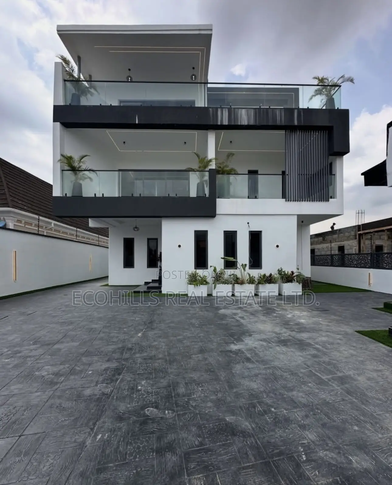5bdrm Duplex in Gwarinpa for sale in Gwarinpa