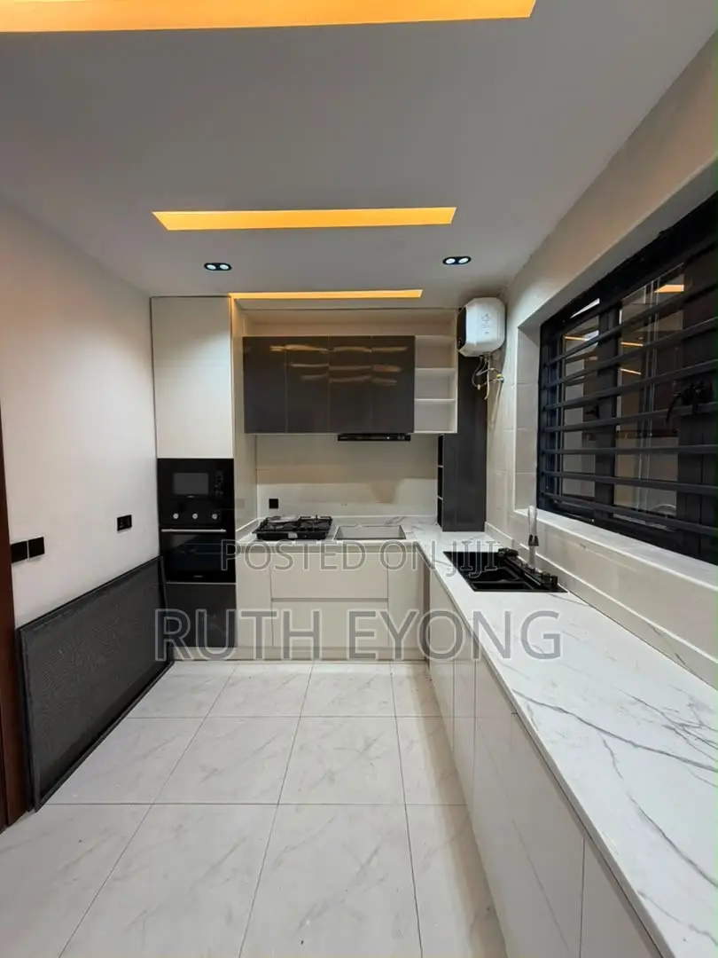 2bdrm Apartment in Oniru Vi Lagos, Victoria Island Extension for sale in Victoria Island Extension